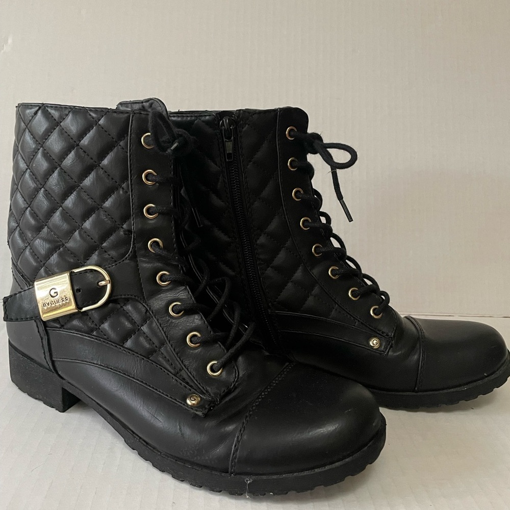 Guess Boots Quilted Moto Combat Style Black Side Zippers  7.5